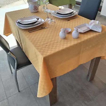 La Croisette - Çiftlik konaklama