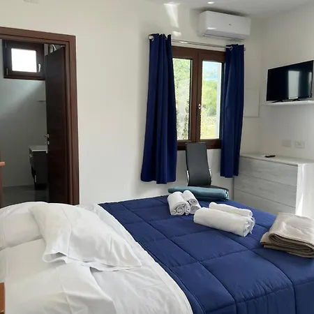 La Croisette B&B - Farmhouse *